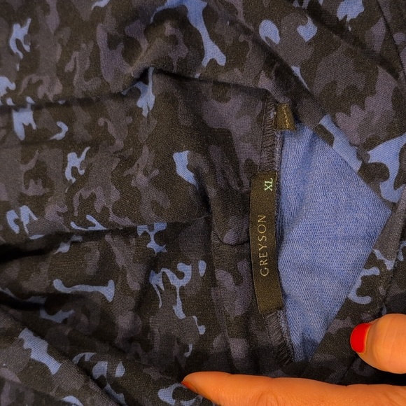 Greyson Gotham Maltese Camo Hoodie - Picture 3 of 6